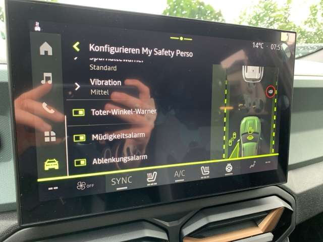 Fahrzeugbild eines Dacia Bigster