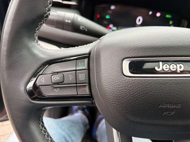 Fahrzeugbild eines Jeep Compass