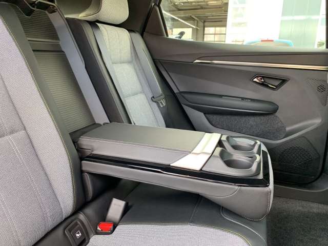 Fahrzeugbild eines Renault Scenic E-TECH