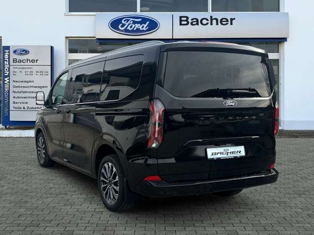 Fahrzeugbild eines Ford Tourneo Custom