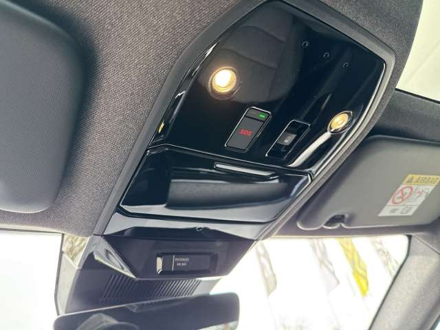 Fahrzeugbild eines Renault Rafale