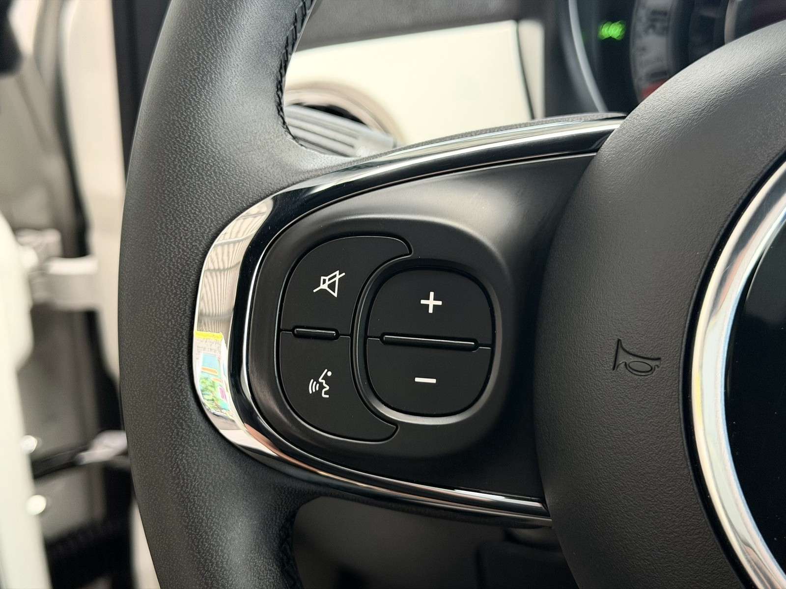 Fahrzeugbild eines Fiat 500