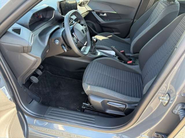 Fahrzeugbild eines Peugeot 2008