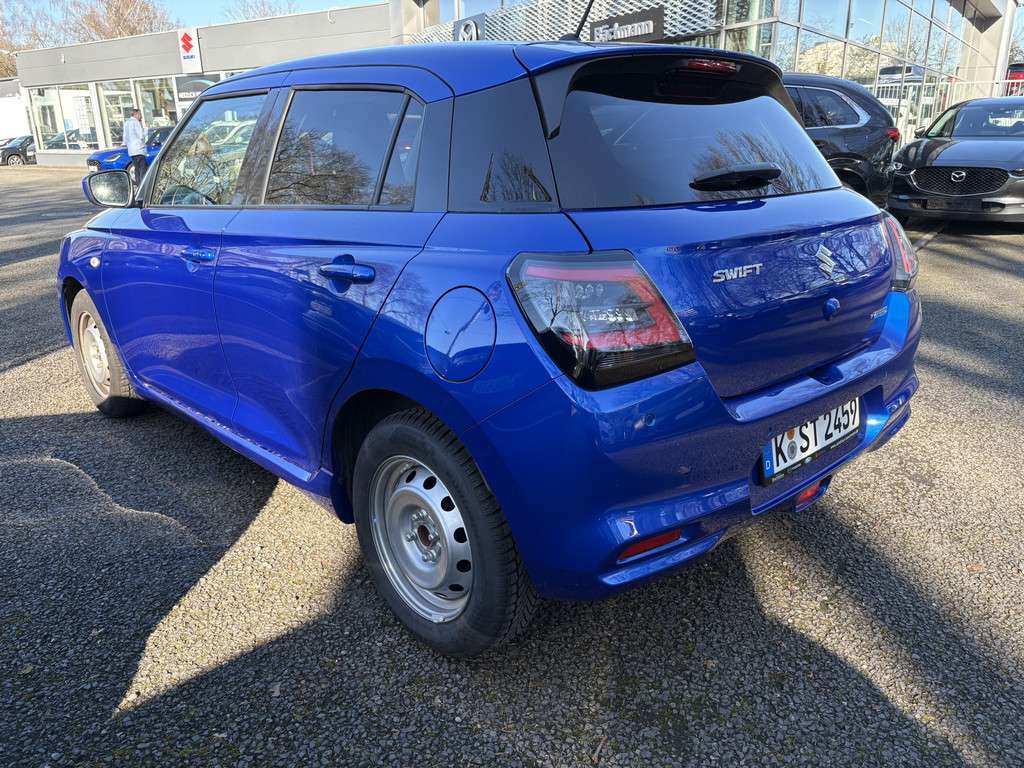 Fahrzeugbild eines Suzuki Swift