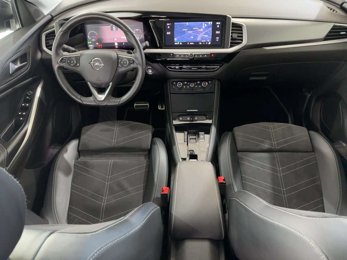 Fahrzeugbild eines Opel Grandland X