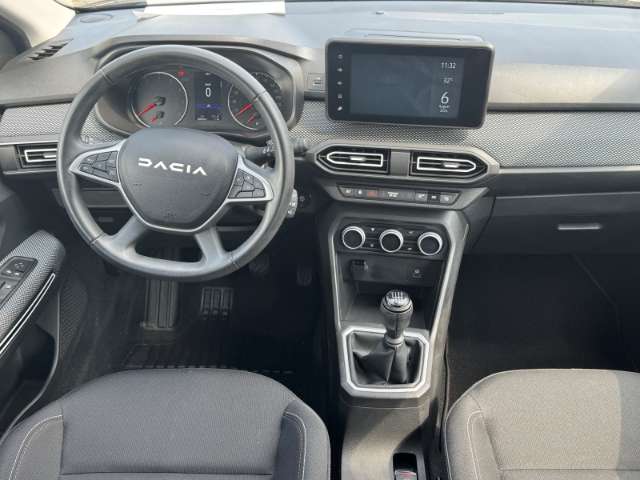 Fahrzeugbild eines Dacia Jogger