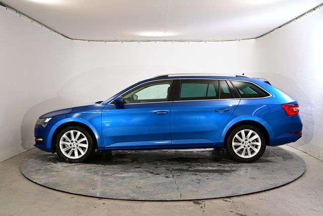 Fahrzeugbild eines Skoda Superb