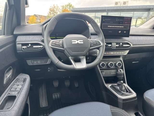 Fahrzeugbild eines Dacia Sandero