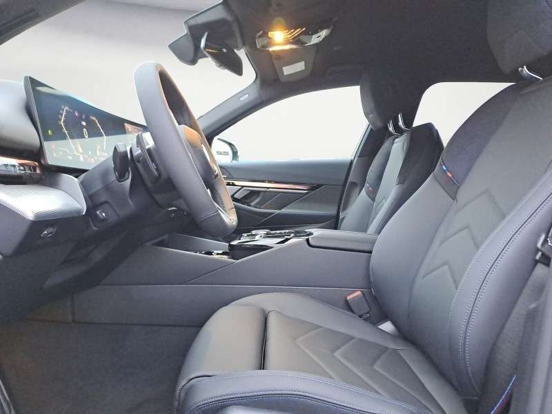 Fahrzeugbild eines BMW 5er-Reihe