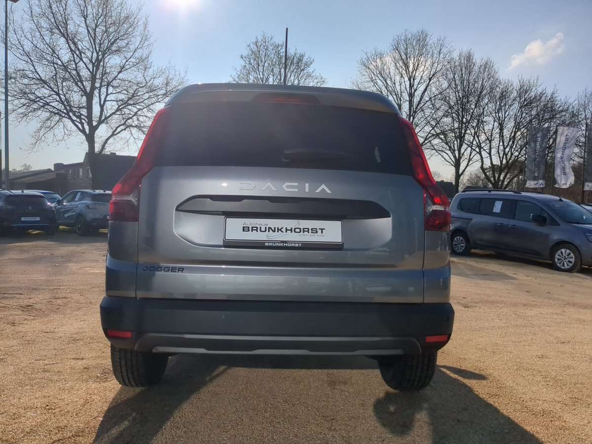Fahrzeugbild eines Dacia Jogger