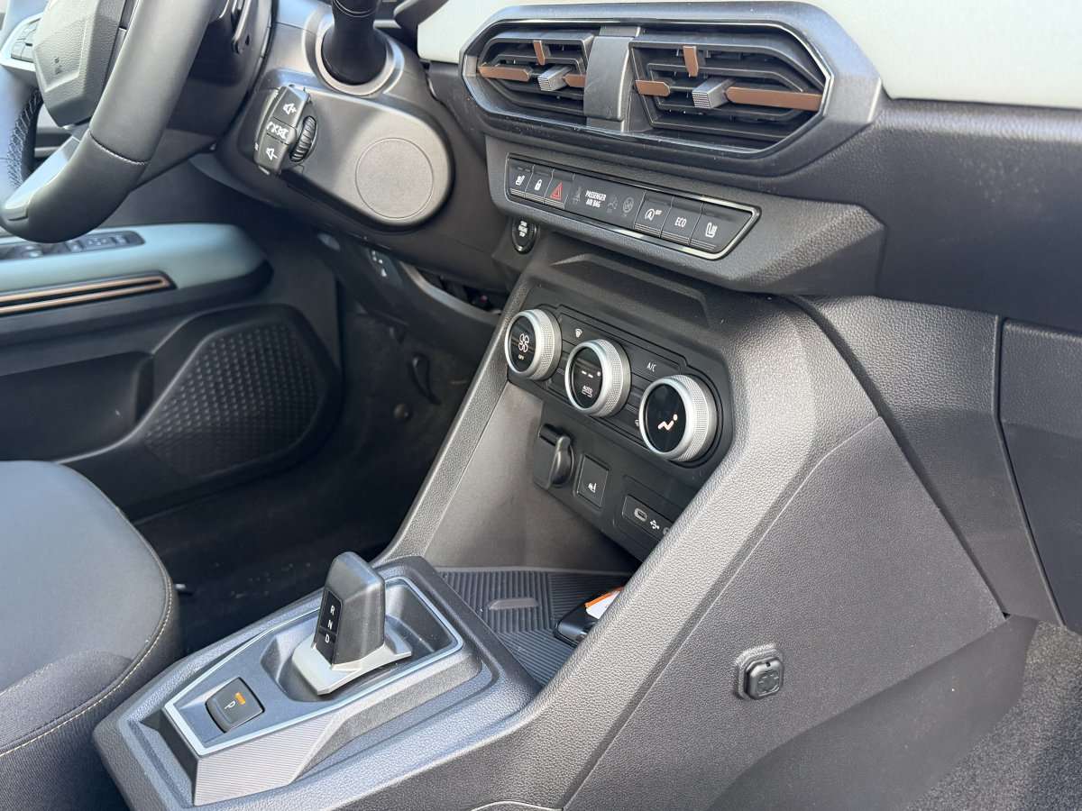 Fahrzeugbild eines Dacia Sandero