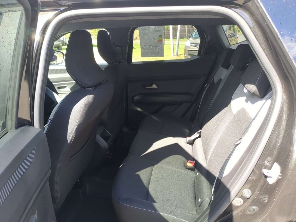 Fahrzeugbild eines Dacia Duster