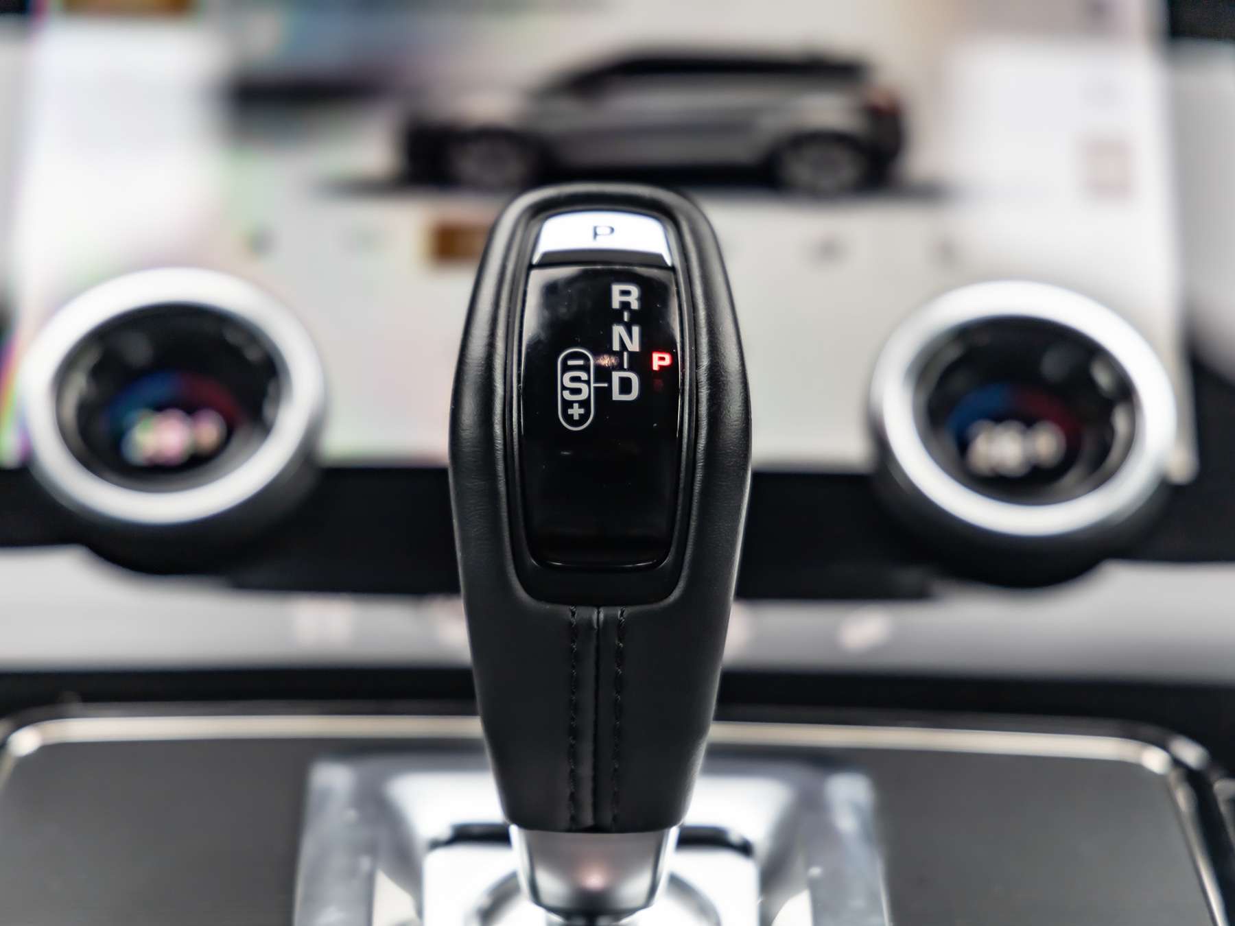 Fahrzeugbild eines Land Rover Range Rover Evoque