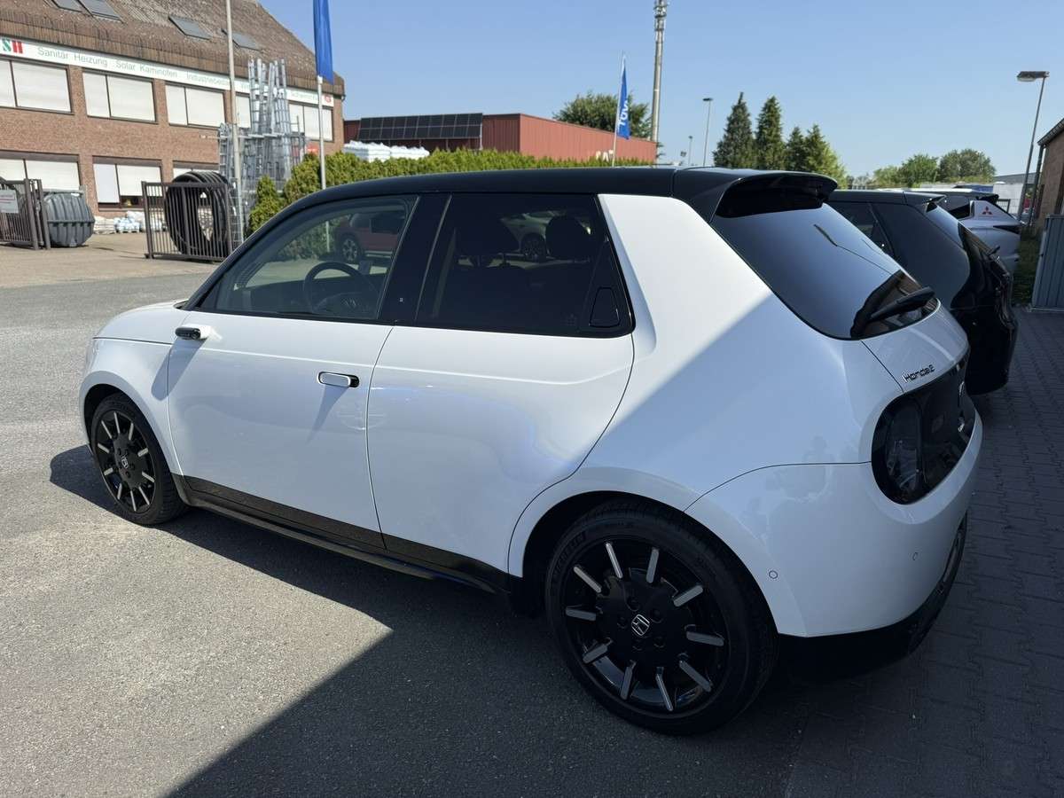 Fahrzeugbild eines Honda Honda e