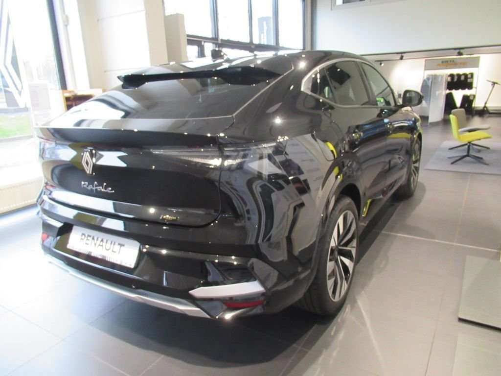 Fahrzeugbild eines Renault Rafale