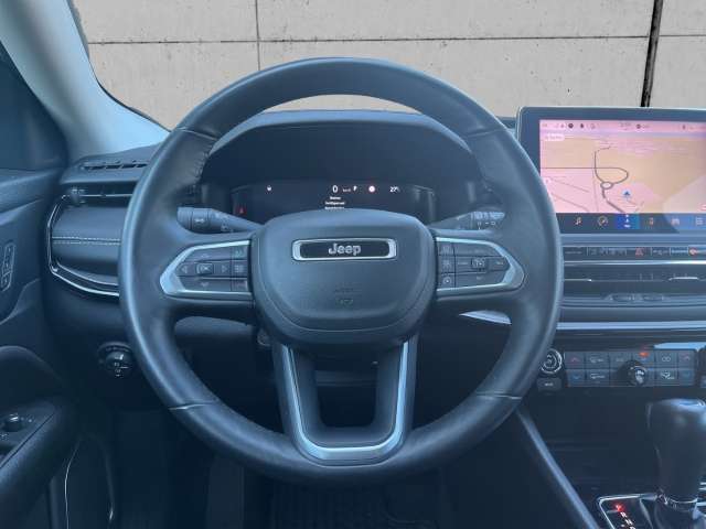 Fahrzeugbild eines Jeep Compass
