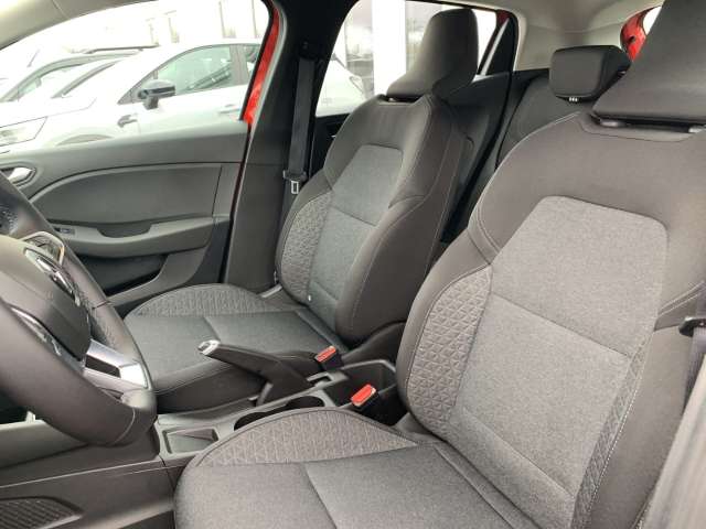 Fahrzeugbild eines Renault Clio