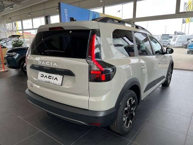 Fahrzeugbild eines Dacia Jogger