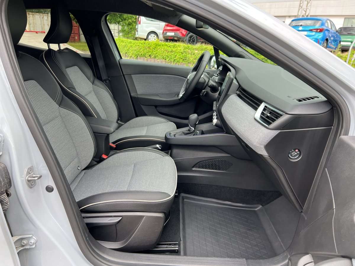 Fahrzeugbild eines Renault Clio