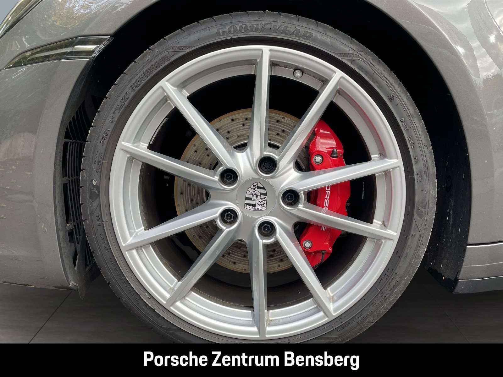 Fahrzeugbild eines Porsche 911