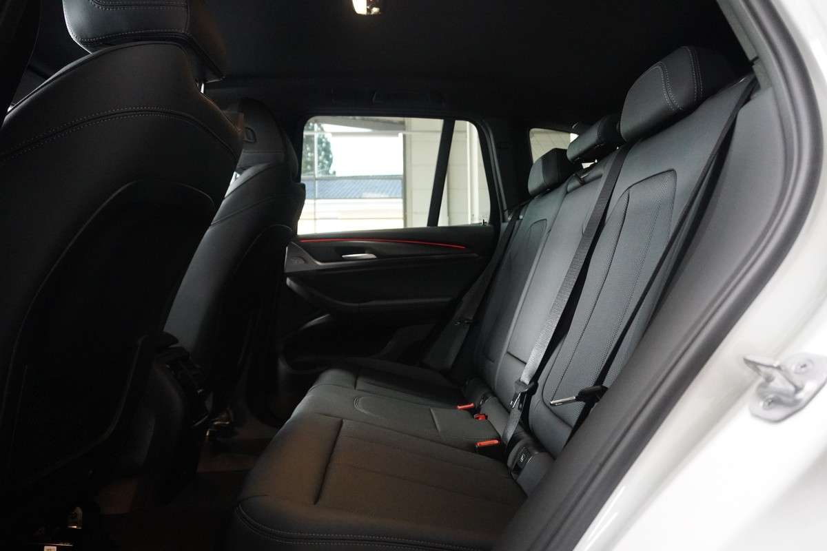 Fahrzeugbild eines BMW X3