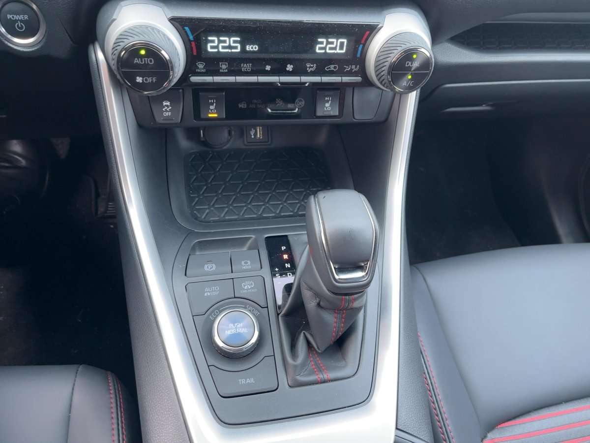 Fahrzeugbild eines Suzuki Across