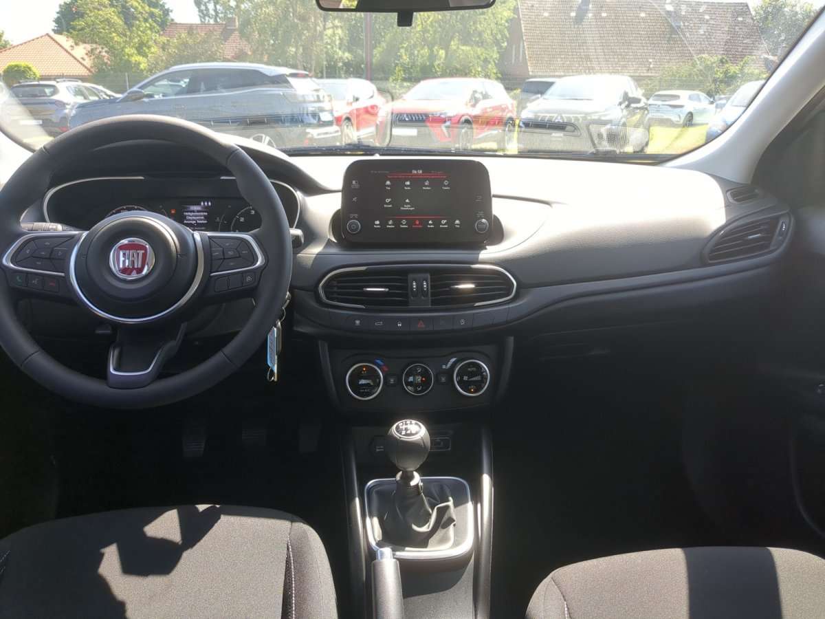 Fahrzeugbild eines Fiat Tipo