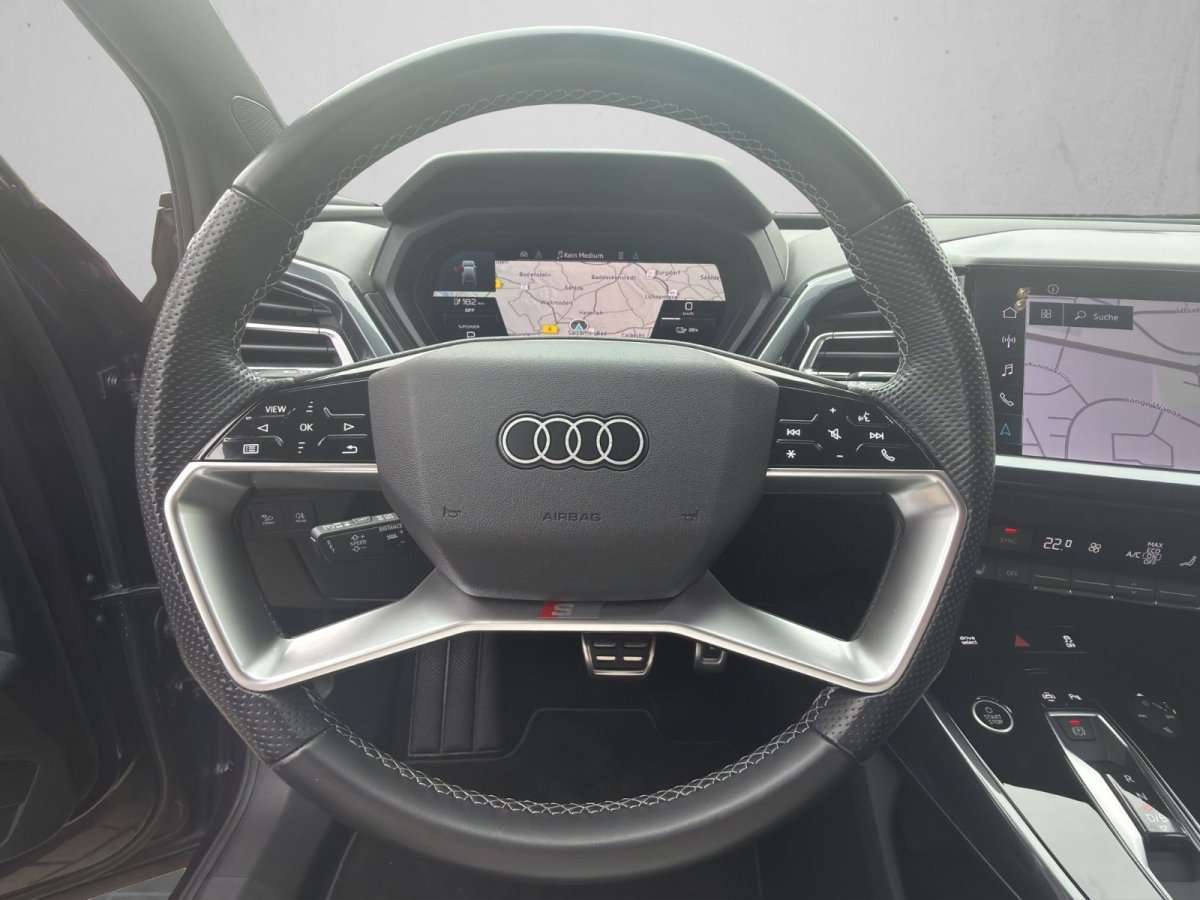 Fahrzeugbild eines Audi Q4 e-tron