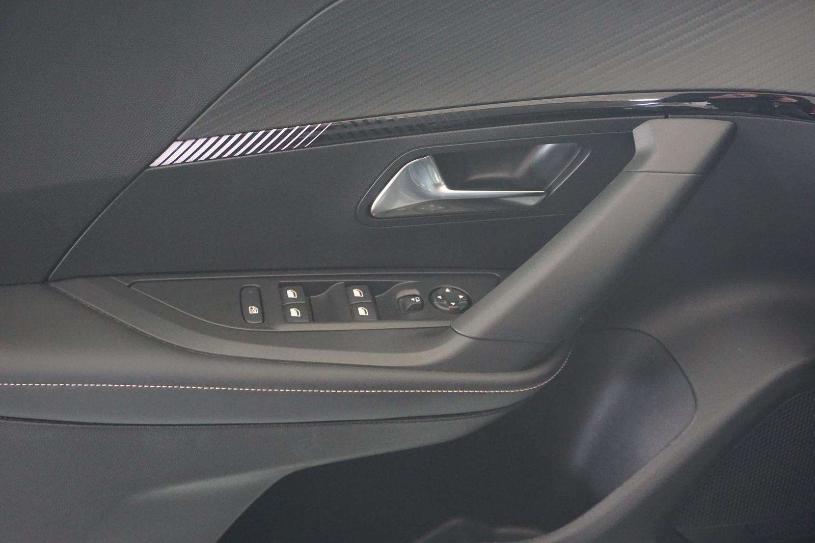 Fahrzeugbild eines Peugeot 2008