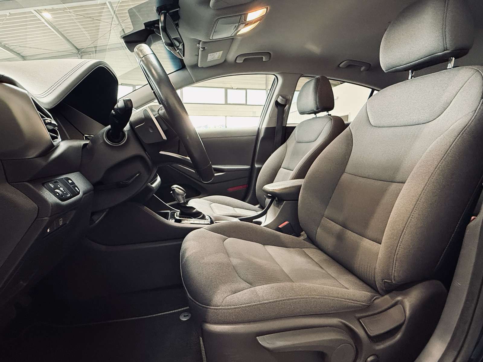Fahrzeugbild eines Hyundai IONIQ
