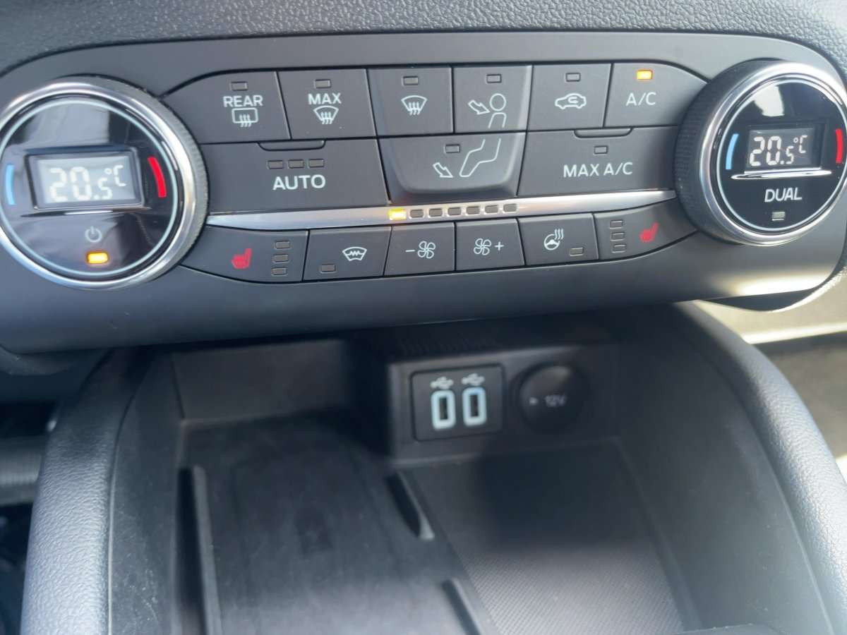 Fahrzeugbild eines Ford Kuga