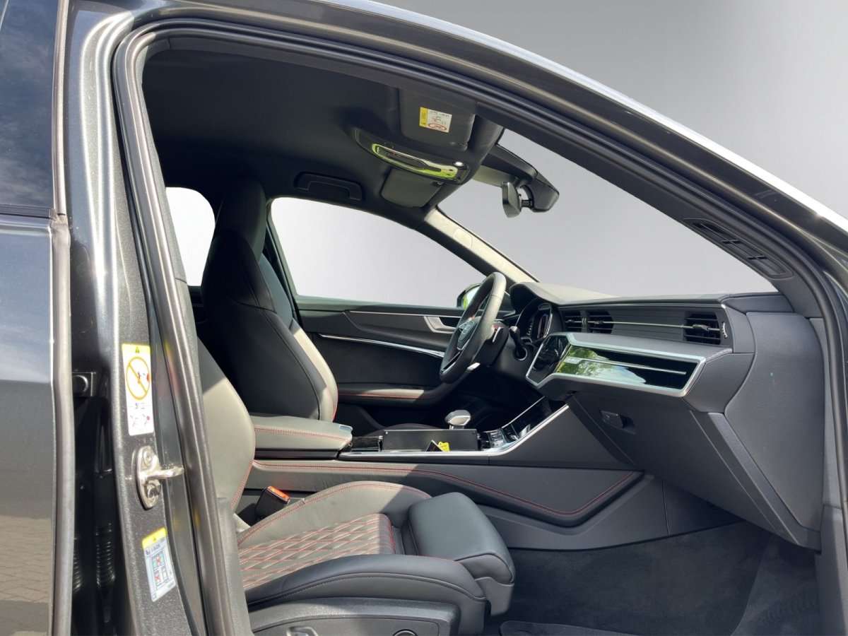 Fahrzeugbild eines Audi S6
