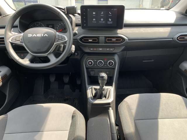 Fahrzeugbild eines Dacia Jogger