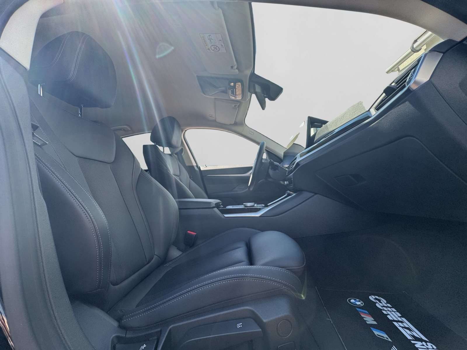Fahrzeugbild eines BMW i4