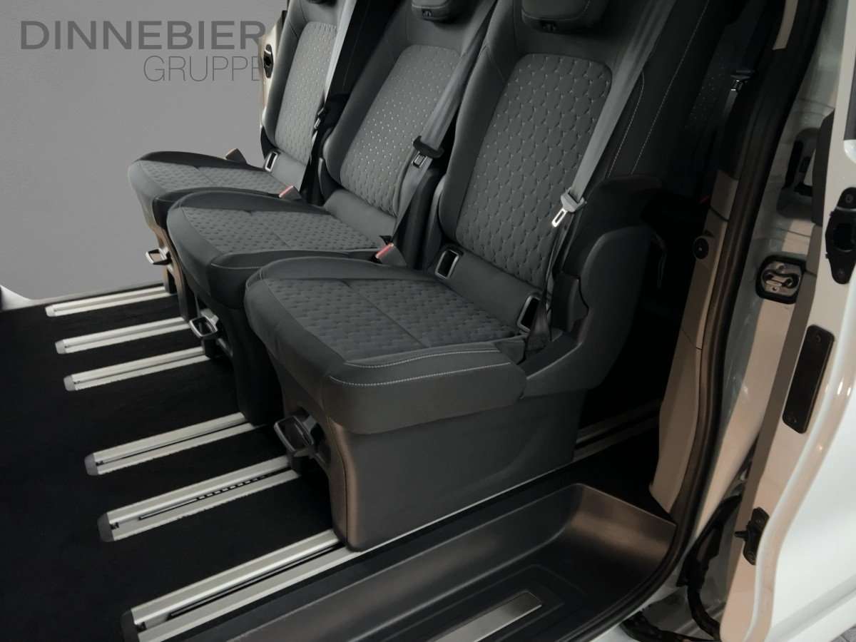 Fahrzeugbild eines Ford Tourneo Custom