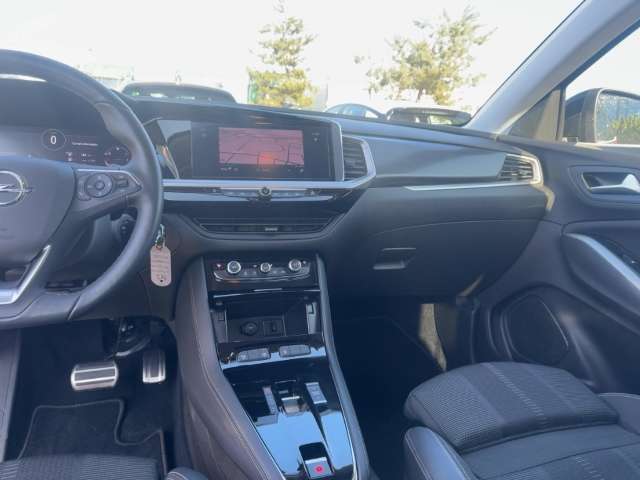 Fahrzeugbild eines Opel Grandland X