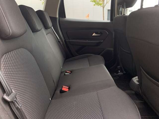 Fahrzeugbild eines Dacia Duster