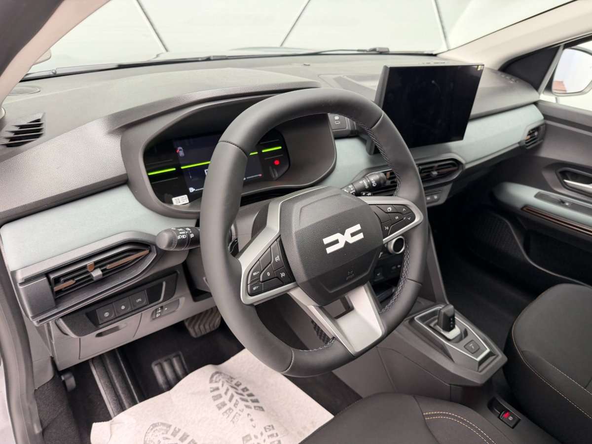 Fahrzeugbild eines Dacia Sandero
