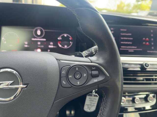 Fahrzeugbild eines Opel Grandland X