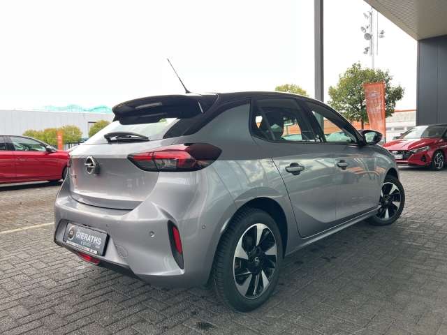 Fahrzeugbild eines Opel Corsa