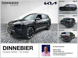 Schräge Frontansicht auf einen Kia EV5 , freigestellt