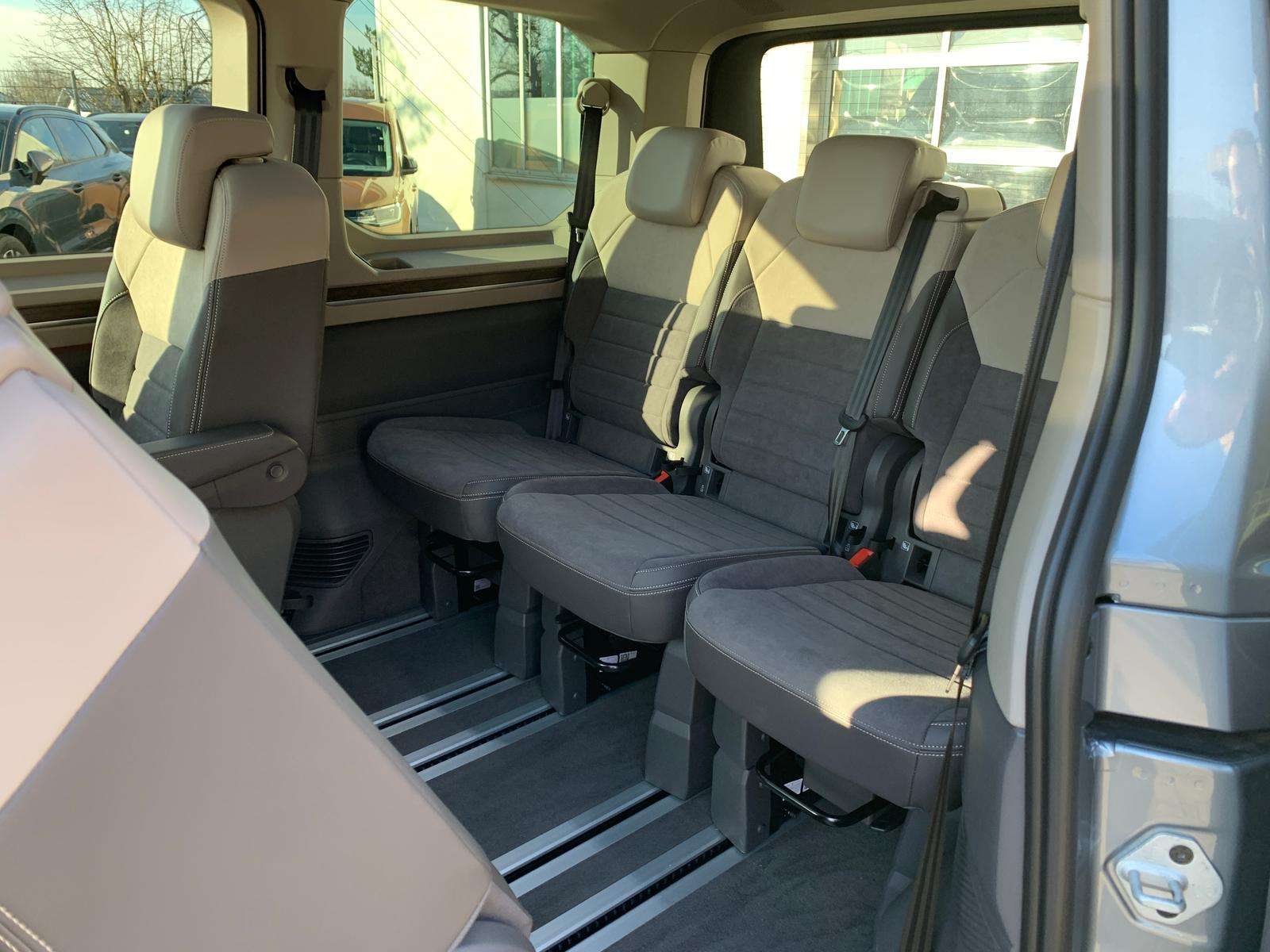 Fahrzeugbild eines Volkswagen Multivan