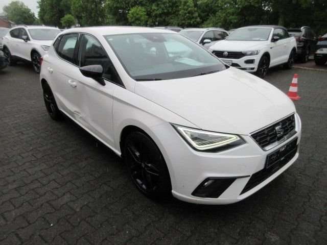 Fahrzeugbild eines SEAT Ibiza
