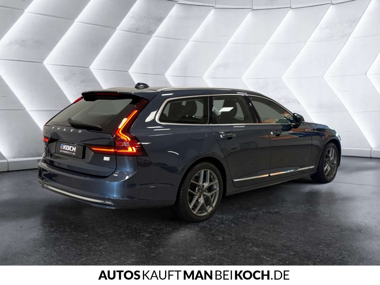 Fahrzeugbild eines Volvo V90