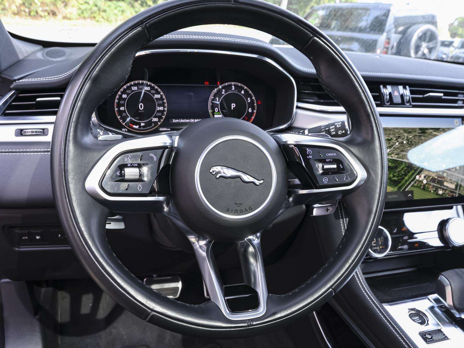 Fahrzeugbild eines Jaguar F-PACE