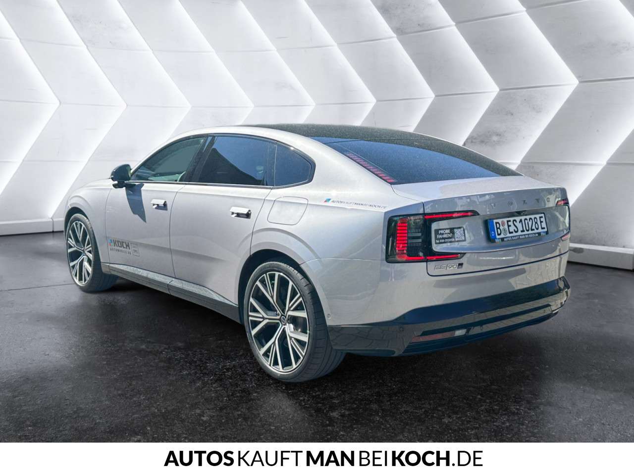 Fahrzeugbild eines Volvo ES90