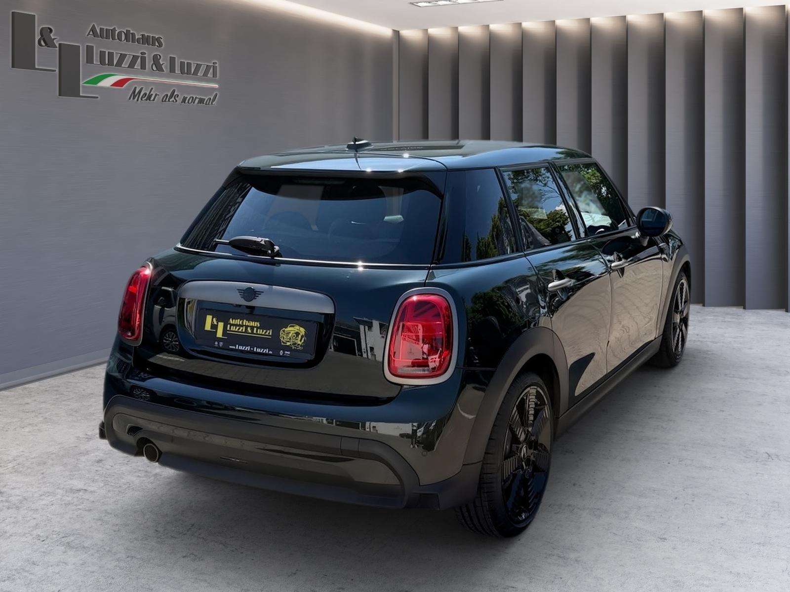Fahrzeugbild eines MINI COOPER