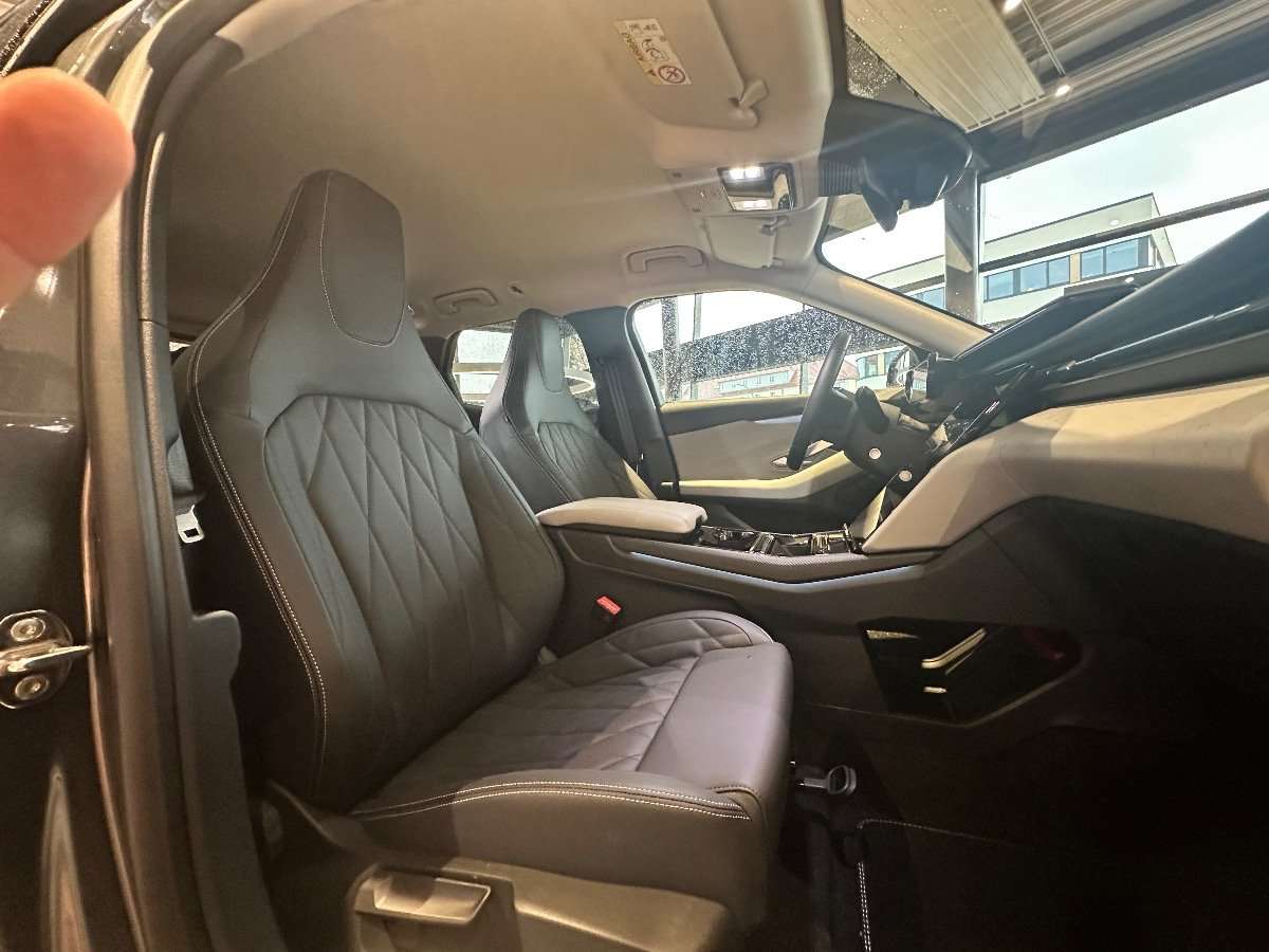 Fahrzeugbild eines Ford Explorer