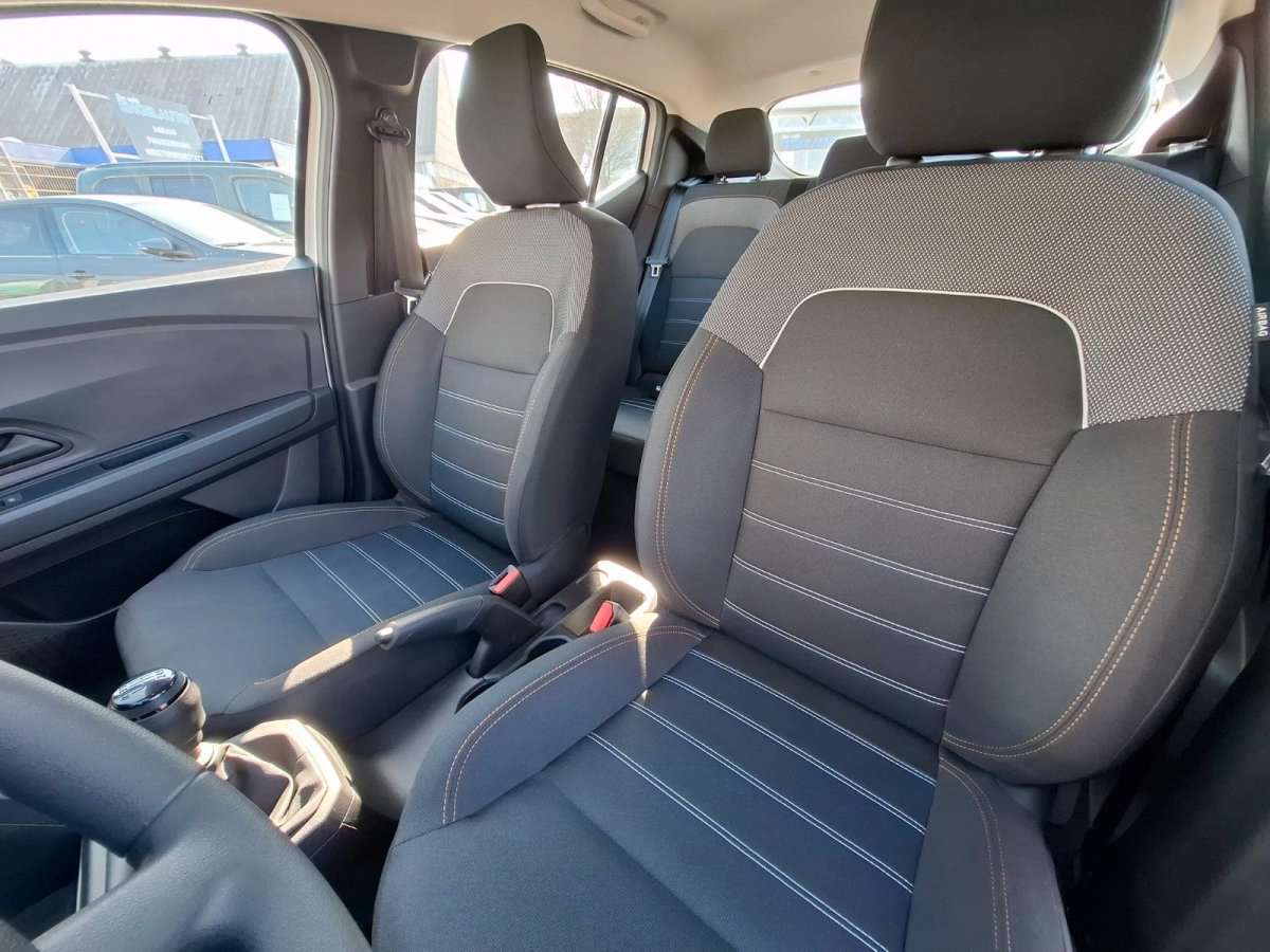 Fahrzeugbild eines Dacia Sandero