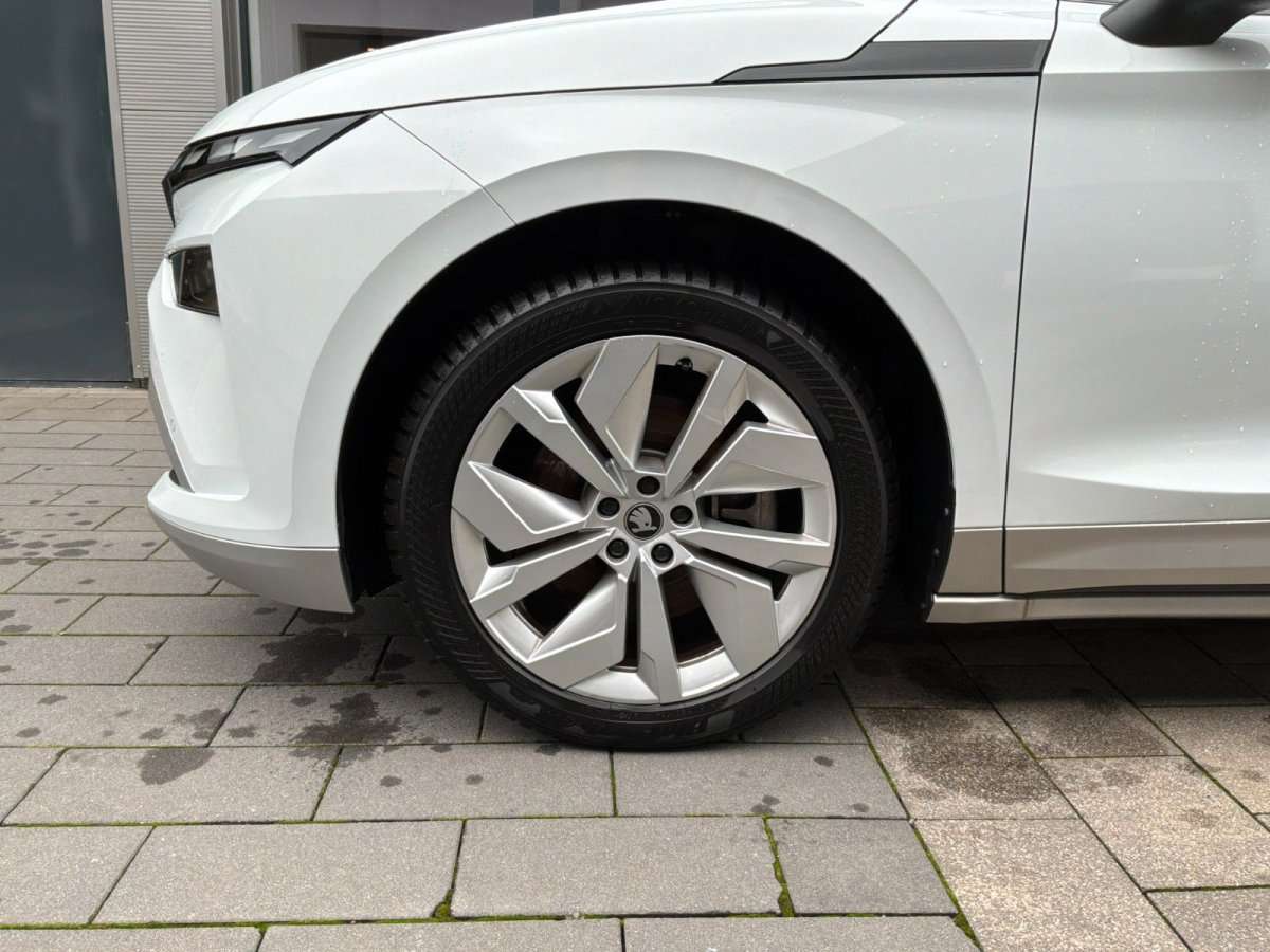 Fahrzeugbild eines Skoda ENYAQ